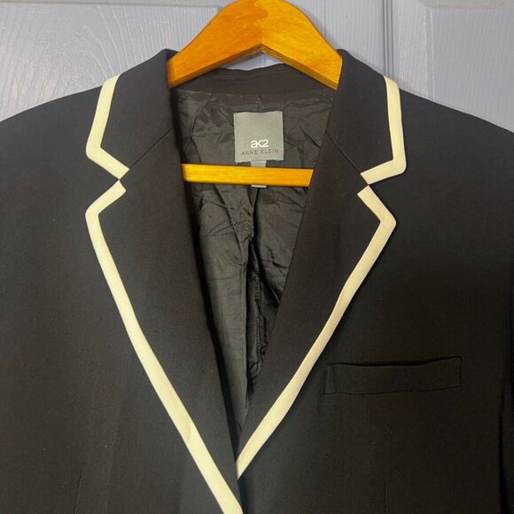 Anne Klein AK2 Black with White Trim Single Breasted 2 Button Blazer Size 14 - Picture 4 of 8